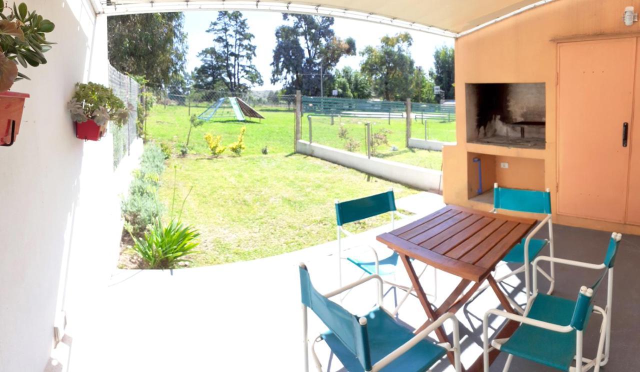 Ananda Apart Tandil - Dptos En Alquiler Temporario Esterno foto